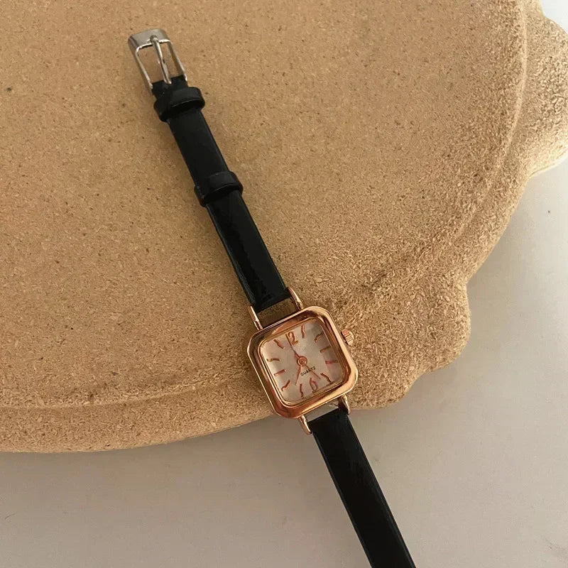 New Fashion Luxury Wrist Watches for Woman Students Small Square Leather Quartz Watch for Girl Gifts Reloj Mujer Ladies Clock