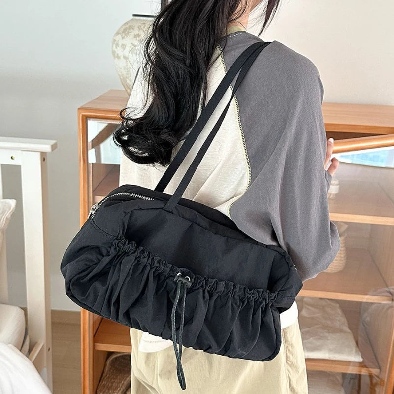 A Niche Commuting Single Shoulder Tote Bag with Pleats Luxurious Underarm Bag for Women Temperament High Capacity Nylon Handbag
